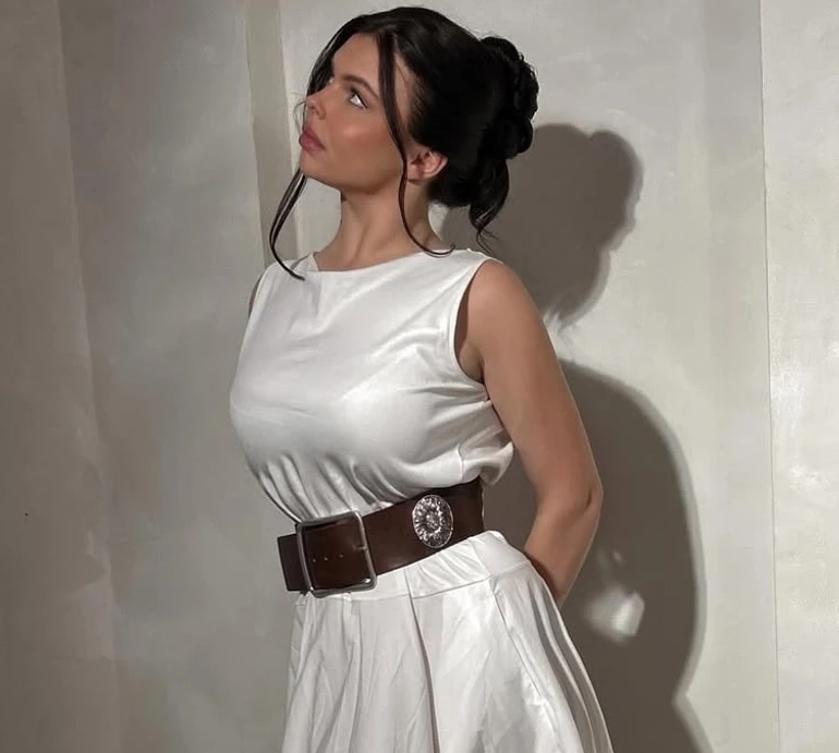 Різні бікіні та шкіряний лук: 19-річна донька Фреймут похвалилася звабними формами на пляжі в Лос-Анджелесі