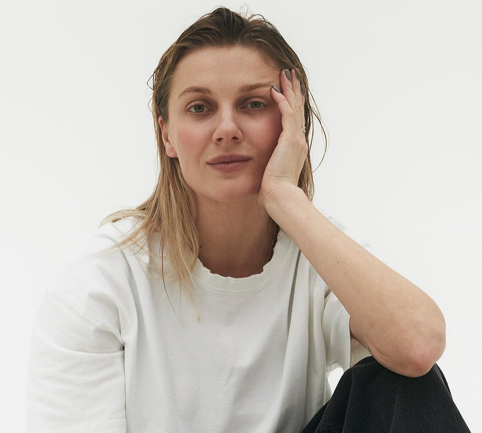 KOLA розказала, як її прийняли діти старшого на 13 років чоловіка та чи готова вона стати мамою