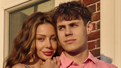 Ти - моє натхнення: Кароль із 16-річним сином-красенем попозували для атмосферних фото