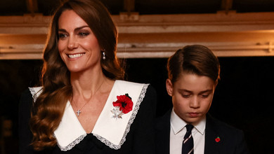 Кейт Міддлтон у сукні з білим комірцем і баскою вперше привела 12-річного принца Джорджа на Фестиваль пам'яті. Фото