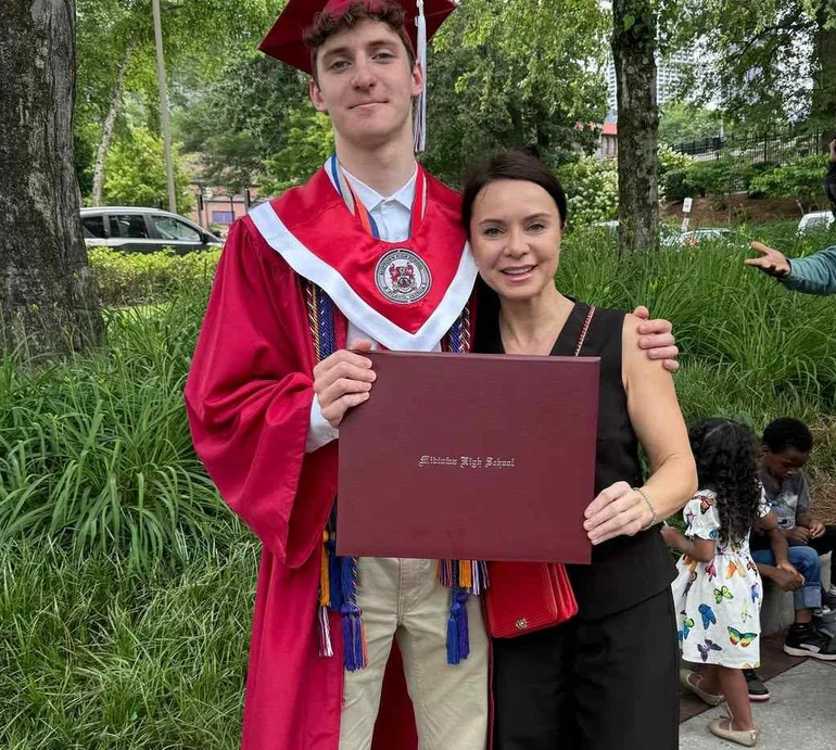 Від мацьопи до дорослого парубка: Подкопаєва в десь 20-річчя сина замилувала архівними фото