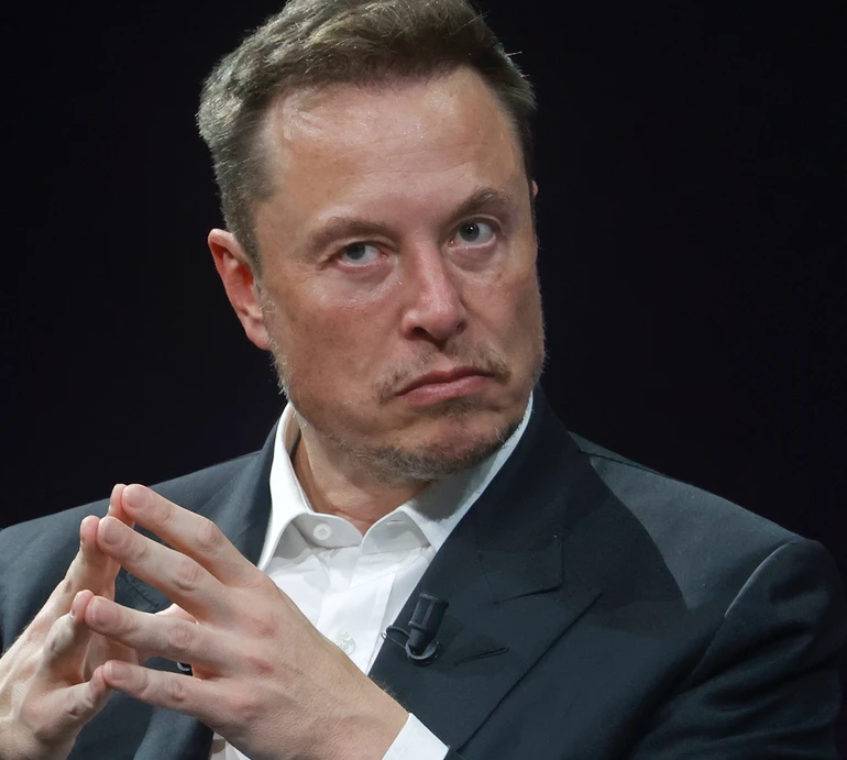 Ілон Маск погрожував спалити Warner Bros. через Ембер Хьорд - інсайдер