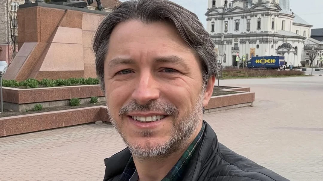 Притула замилував святковим фото з чотирма дітьми та коханою