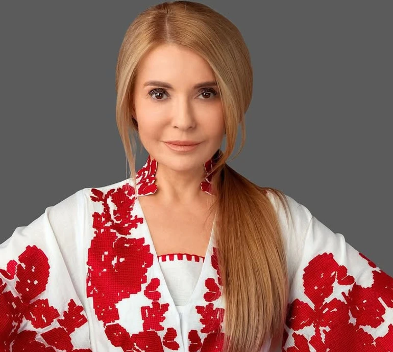64-річна Тимошенко засвітила оновлену зачіску. Фото