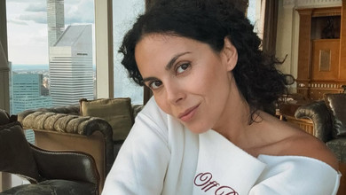 Світшот з шортиками та міні з джинсовкою: Каменських вигуляла яскраві образи в Нью-Йорку. Фото