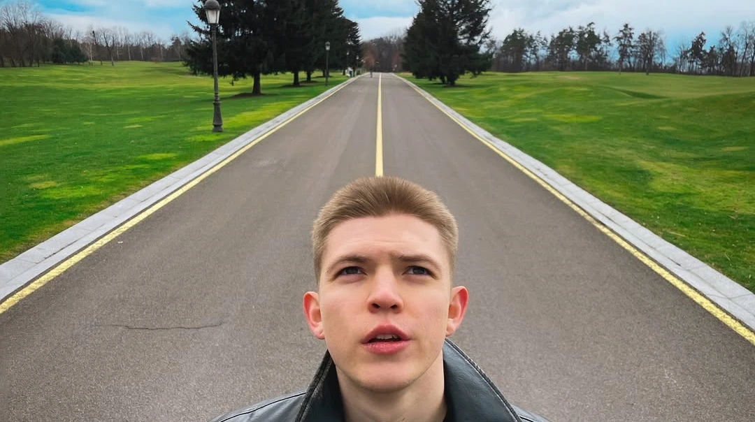 Від колядок у Вараші до хіта, який підірвав TikTok: що відомо про Drevo, якого рекламує Єрмак