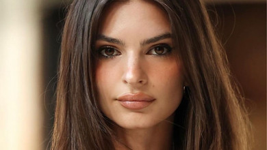 Ратаковскі у Парижі підловили за палкими поцілунками з французьким актором. ФОТО