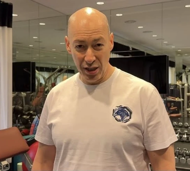 Не зрадив традицію: Гордон у день свого 58-річчя виконав 58 відтискань від підлоги. Відео