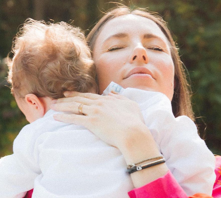 Невістка Ющенка показала щемливі кадри з 1-річним сином та розповіла про свій біль. ФОТО