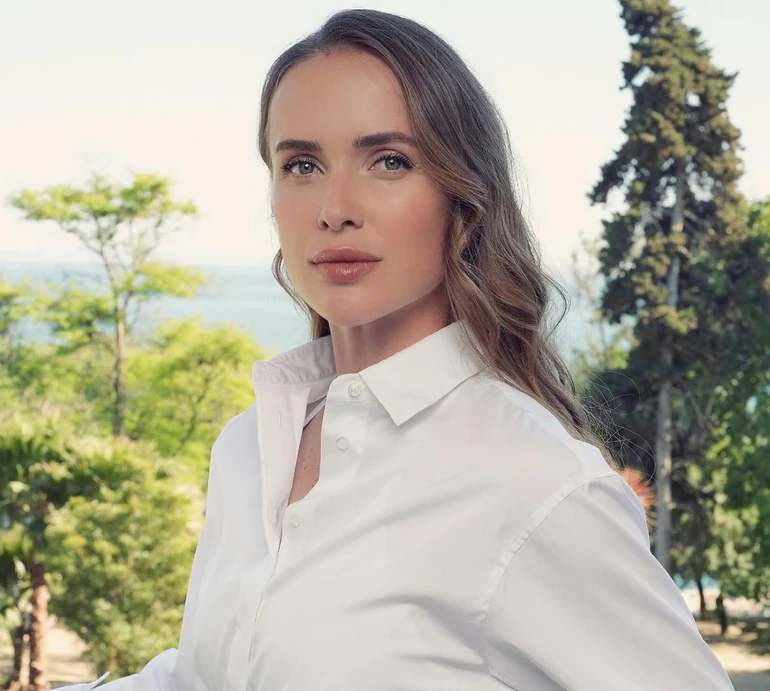 Моє сонечко, моє життя: чоловік ніжно привітав Світоліну з 29-річчям і показав ФОТО з нею