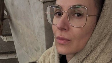 Вночі наші міста накриває пекло: Єфросиніна з сином показалася у метро під час обстрілу і звернулася до іноземців