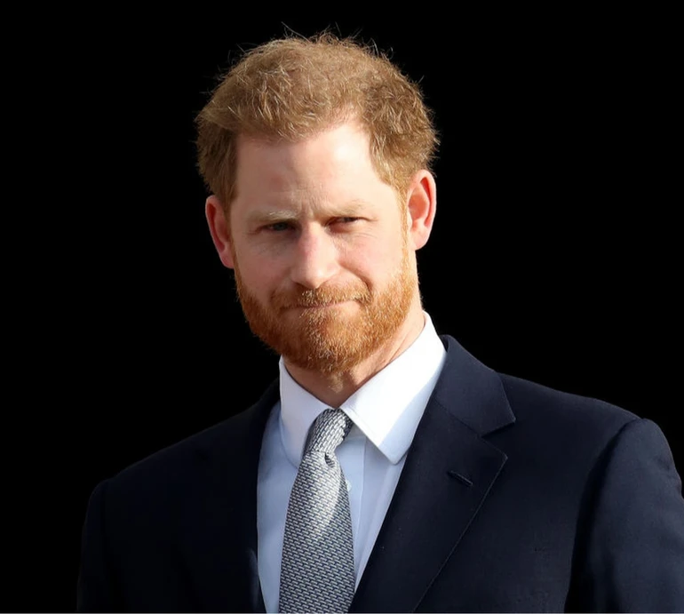 Це безглуздо: Ліз Херлі пожартувала з чуток про її секс із принцем Гаррі