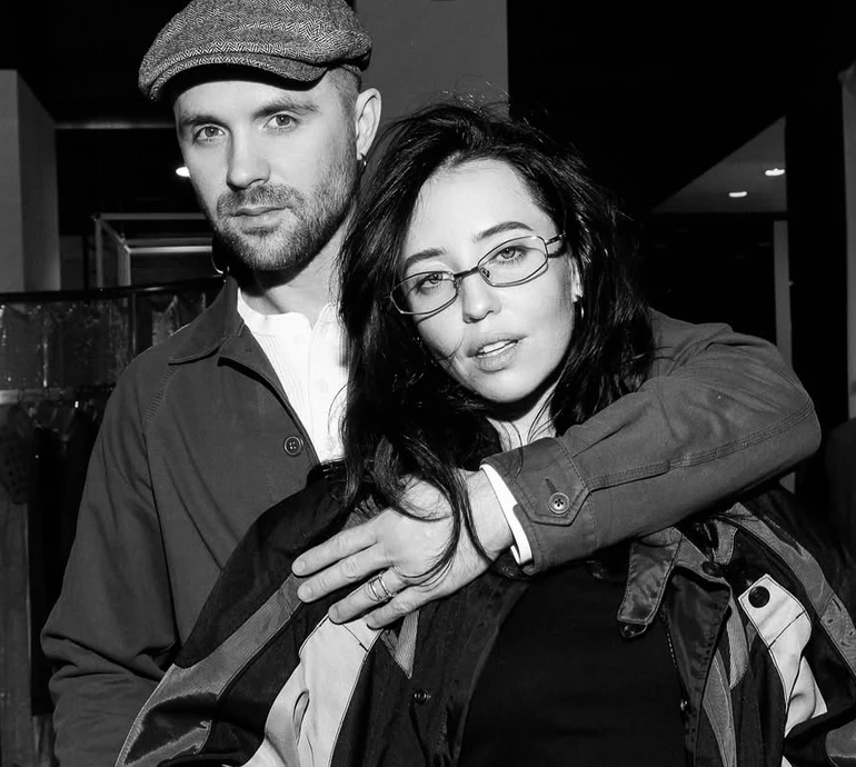 Життя контрастів: Дорофєєва показала дітей Кацуріна у підвалі під час нічного обстрілу