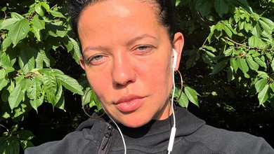 Горова без мейку і в лосинах посвітила формами під час щоденного ритуалу