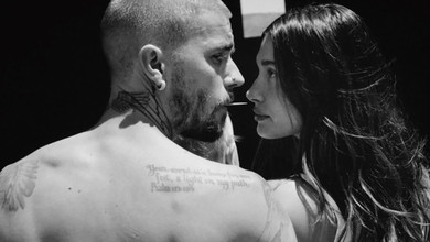 На тлі чуток про розлучення: Бібер знявся в чуттєвому фотосеті з Хейлі та їхнім сином для нового альбому