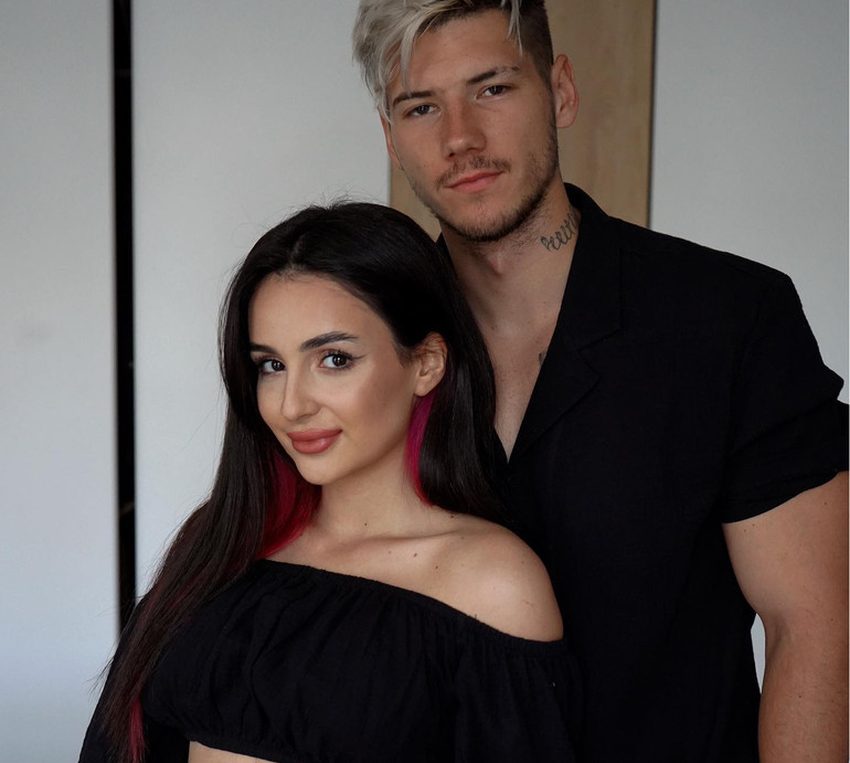 Стала нарешті на свій шлях: Трінчер розповіла, як намагалася врятувати шлюб та як переживає розлучення