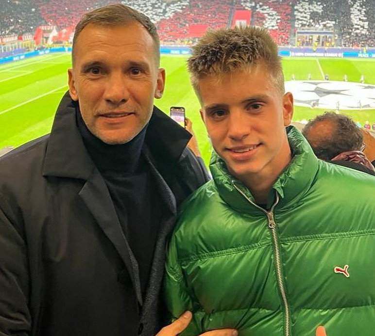 Син Андрія Шевченка отримав українське громадянство