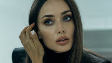 Цікавий феномен: Мішина помилувалася собою перед дзеркалом та пояснила, звідки береться суспільний осуд