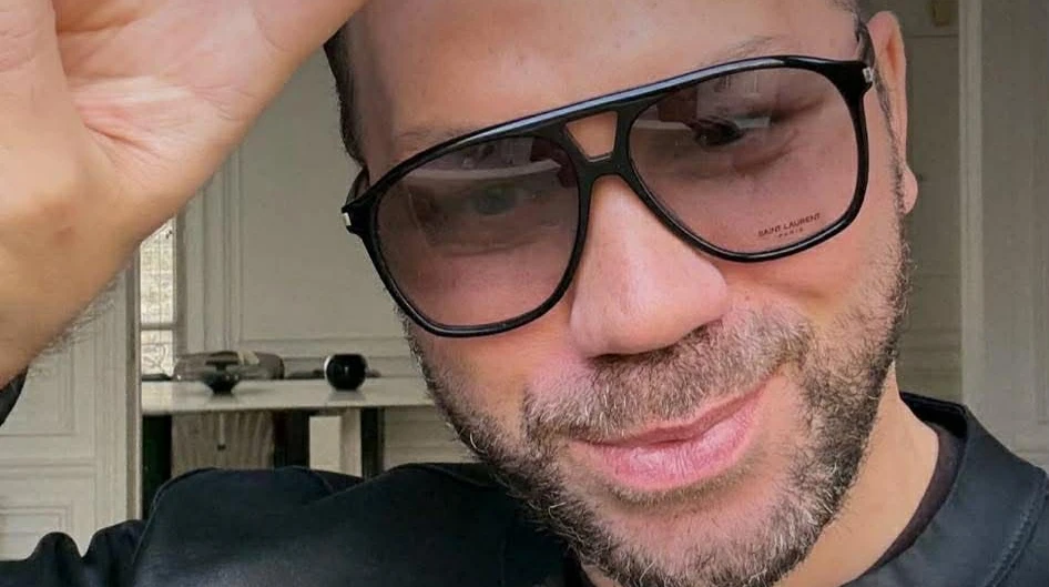 Мінішкірянка, лофери та акцентна сумка: Андре Тан назвав топ-5 речей цієї весни