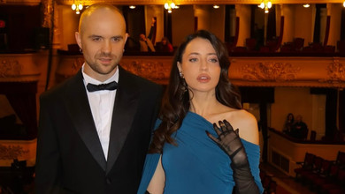 Блискучі Джамала і Осадча, романтична Квіткова та ошатна Дорофєєва з чоловіком: зірки на концерті Монатіка в опері