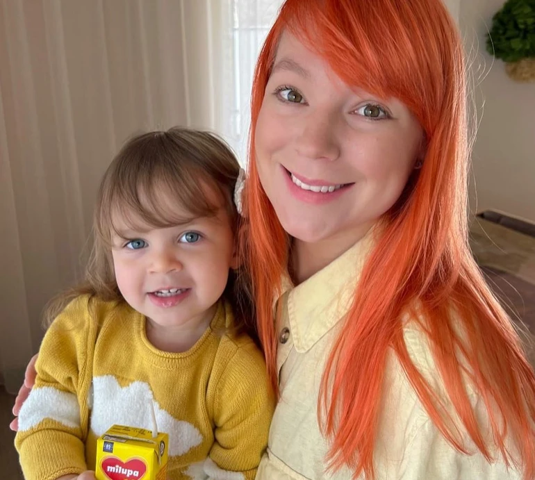 3 роки як я заціловую твої щічки: Тарабарова ніжно привітала доньку з днем народження