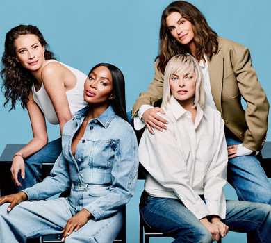 Легенди разом: Кемпбелл, Євангеліста Кроуфорд і Тарлінгтон у сяючих луках ефектно продефілювали Vogue World-2023