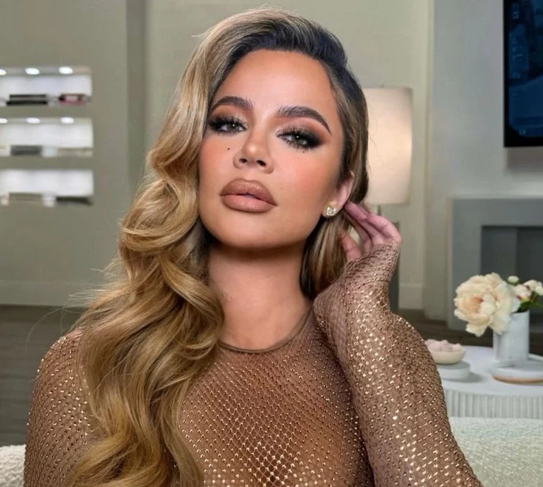 Навіть тварини в небезпеці: Хлою Кардашян підловили на фотошопі кота