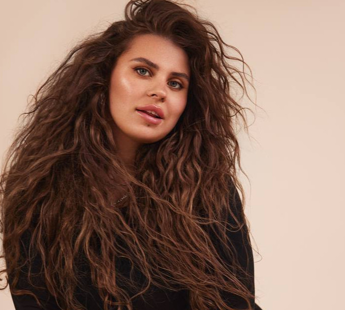 Зриви, психи, сльози: Заріцька розказала про розлад харчової поведінки та попозувала у спідньому. ФОТО