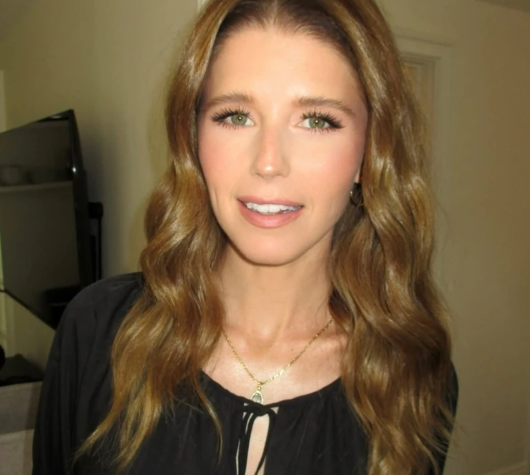 Без мейку, в патчах та з малям на руках: Кетрін Шварценеггер показала, якою бачить її Кріс Претт. Фото