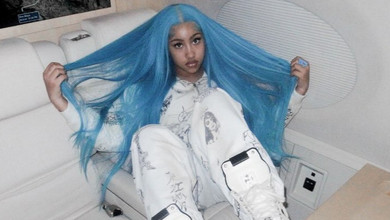 12-річна донька Кардашян і Веста шокувала діамантовими зубами на фото з приватного літака