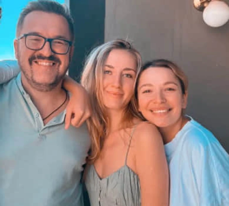 Пишаюся твоїми людськими проявами: донька привітала Пономарьова з ювілеєм та показала його молодого