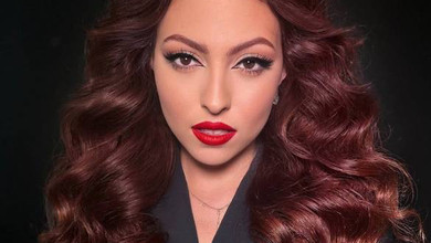 Без меблів і багато срачу: донька Полякової показала, куди вони з чоловіком з'їхали від його батьків