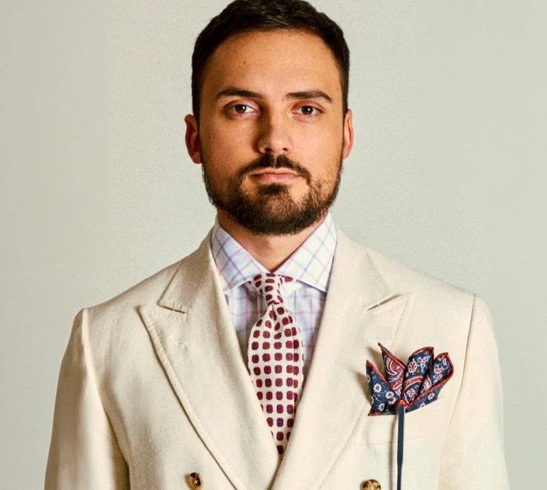 Відпустка закінчилась: екс Камінської заселфився з дітьми на Тенеріфе