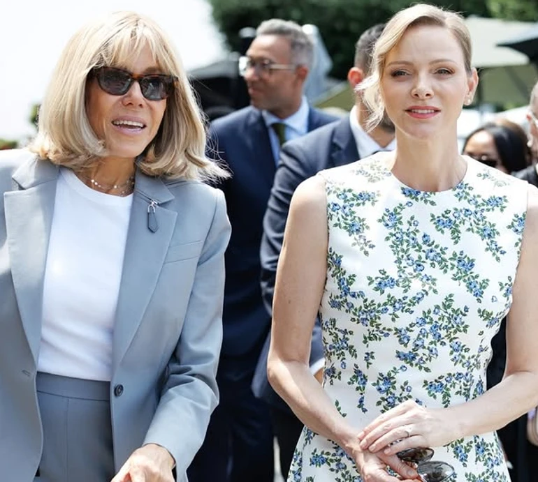 Княгиня Монако у компанії дружини Макрона вигуляла ніжну квіткову сукню на заході ООН. Фото