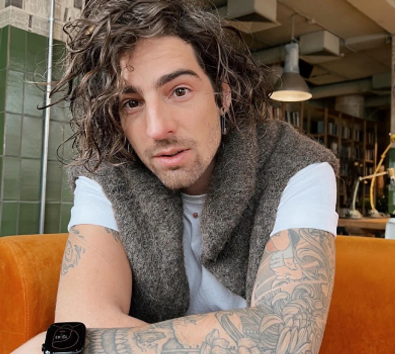 З 32 почав роздуплятися: Дантес розказав, як розподіляє кошти і чи планує весілля з Кацуріною