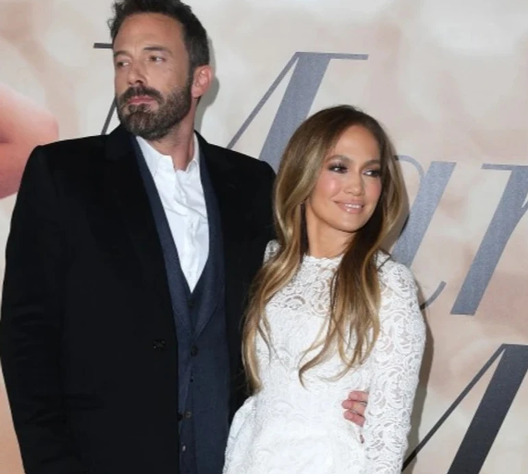 Негативний та сварливий: Лопес покинула намагання налагодити шлюб з Аффлеком - ЗМІ