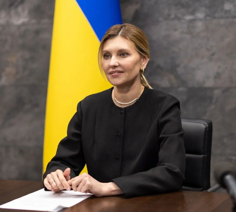 Від Антоніни Кравчук до Олени Зеленської: чим відомі і як виглядають всі перші леді України. Фото