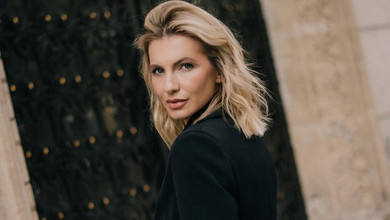 Юрушева у монокіні показала ідеально недосконалу себе на стильних ч/б фото