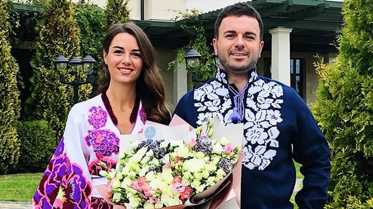Щоб ти щодня ставав щасливішим: дружина Решетніка зворушливо привітала його з 43-річчям та показала їхні фото у юності