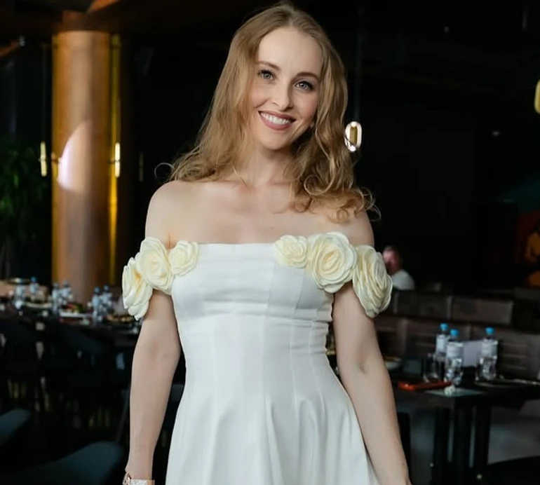 Вперше за 4 роки: Сагайдачна з батьками і дітьми показала свій відпочинок на українському морі. Фото