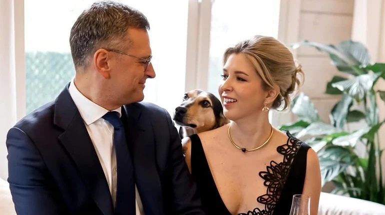 Я щасливий робити її щасливою: Кулеба повідомив, коли вони з коханою узаконять стосунки та чи збираються гуляти весілля