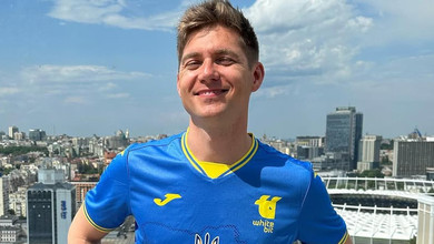 Остапчук привітав свою принцесу з 12-річчям її кумедним фото на підборах