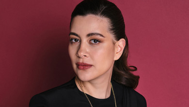 Коли він поруч - мені спокійно: Раміна із голим животом у глянці розповіла про стосунки з військовим та свою реакцію на хейт