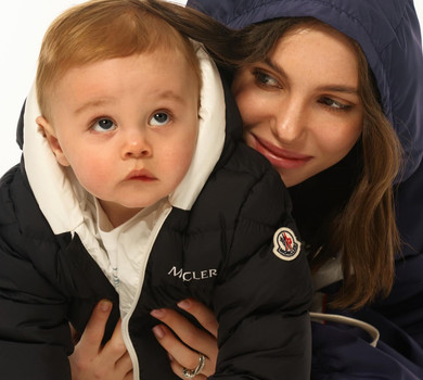 Один день народження на двох: дочка Суркіса у перше свято синочка показалася з ним і чоловіком на фото