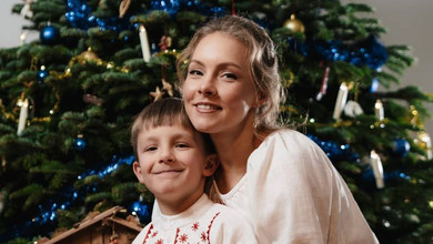 Шоптенко попозувала з 7-річним сином коло ялинки і розказала, як створювала своє Різдво