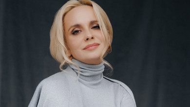 Чотири змісти жити: Ребрик показала цілунки з чоловіком на вокзалі та обійми з доньками. Фото