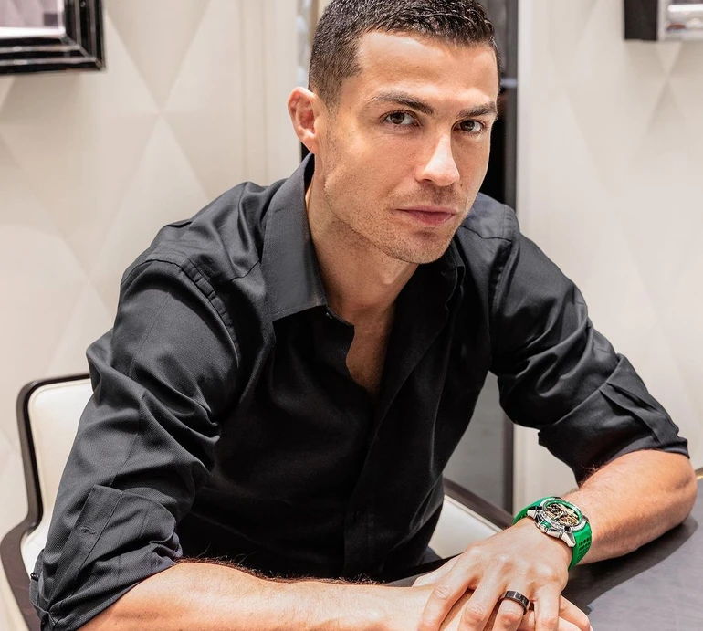 Від Періс Хілтон та Кім Кардашян до Джорджини Родрігес: жінки футболіста Кріштіану Роналду. Фото