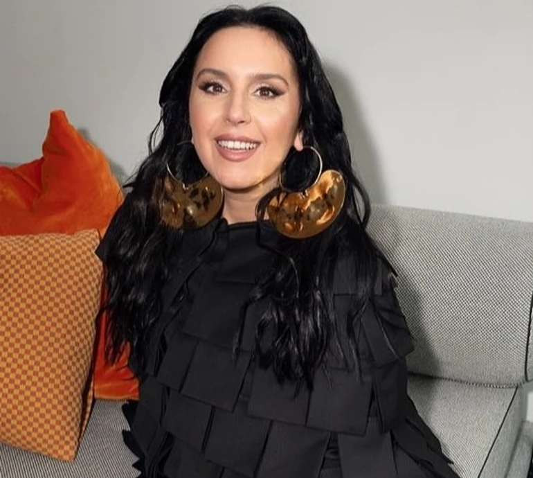 Джамала замилувала обіймами з молодшим сином у його перший день народження