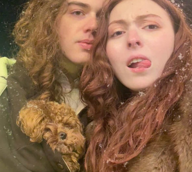 Знайдіть три відмінності: дочка Полякової показала, як вони з чоловіком схожі на фото з Буковеля