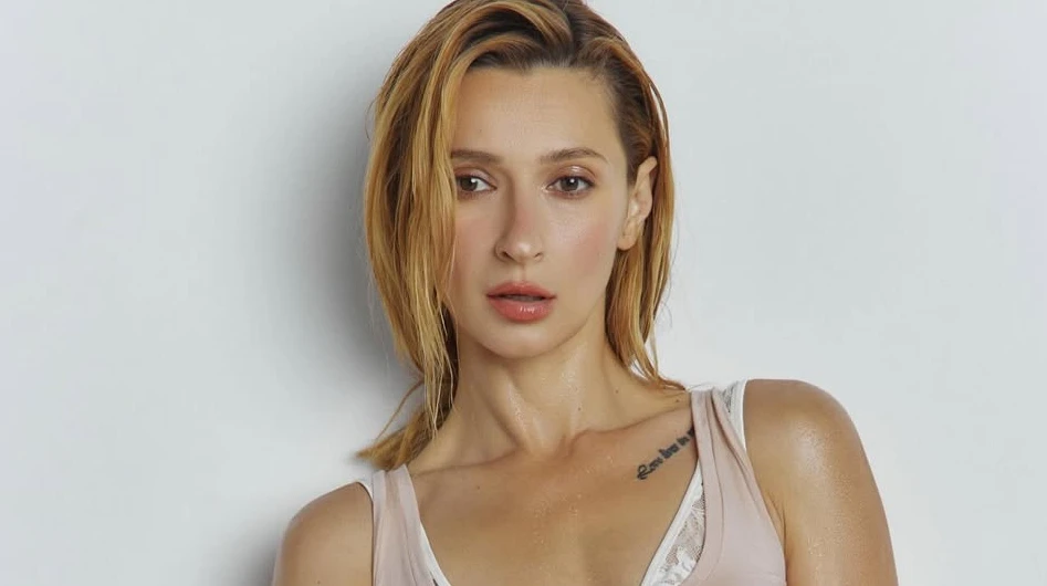 Tayanna у кетс'юті показала складну асану та закликала повторити. Відео